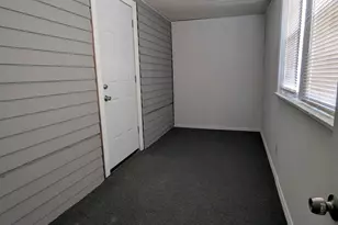 10423 S State St, Chicago, IL 60628 - Photo 16