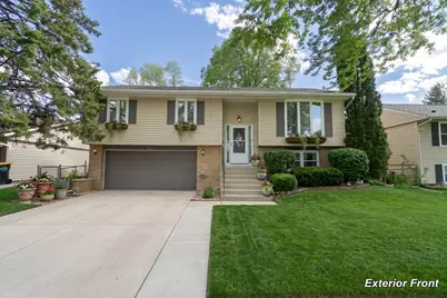 815 Oriole Drive, Streamwood, IL 60107 - Photo 1