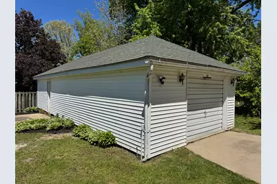 606 E Silk Street, Mount Carroll, IL 61053 - Photo 8