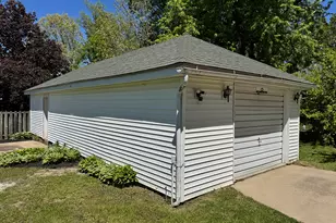 606 E Silk St, Mount Carroll, IL 61053 - Photo 8