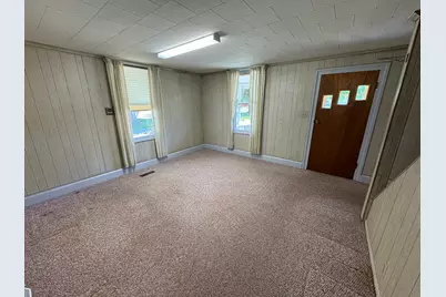 606 E Silk Street, Mount Carroll, IL 61053 - Photo 14