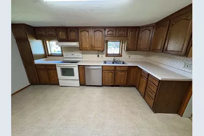 606 E Silk Street, Mount Carroll, IL 61053 - Photo 10
