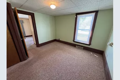 606 E Silk Street, Mount Carroll, IL 61053 - Photo 24