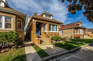 3838 W 64th St, Chicago, IL 60629 - Photo 2