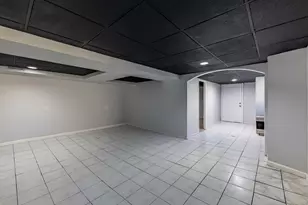 3838 W 64th St, Chicago, IL 60629 - Photo 18