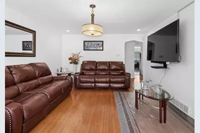 256 Calumet Boulevard, Harvey, IL 60426 - Photo 6
