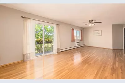 9500 Dee Road #202B, Des Plaines, IL 60016 - Photo 4