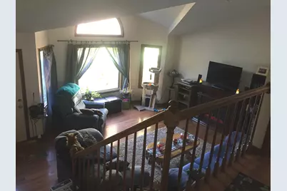2027 Walnut Avenue, Hanover Park, IL 60133 - Photo 6