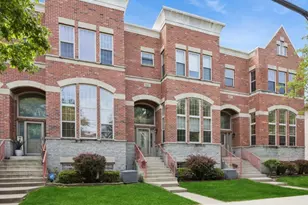 6635 W 64th Pl, Chicago, IL 60638 - Photo 2