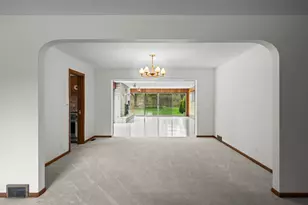 412 W Camp McDonald Rd, Prospect Heights, IL 60070 - Photo 10