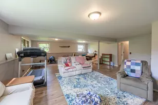 520 S 15th Ct, Saint Charles, IL 60174 - Photo 16