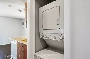 1122 N Clark St, Chicago, IL 60610 - Photo 14