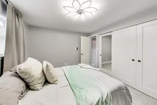 925 S 8th Ave, La Grange, IL 60525 - Photo 12
