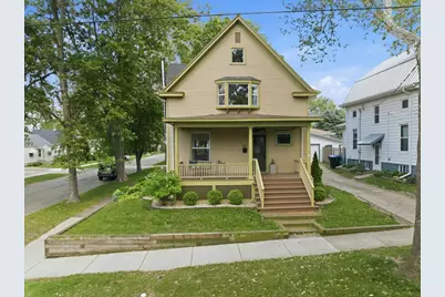 1511 N Lee Street, Bloomington, IL 61701 - Photo 2