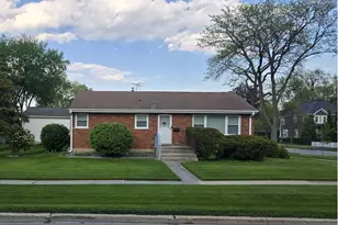 58 W Comfort St, Palatine, IL 60067 - Photo 2