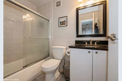 1212 N La Salle Drive #1409, Chicago, IL 60610 - Photo 8