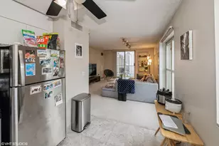 1212 N La Salle Dr, Chicago, IL 60610 - Photo 6