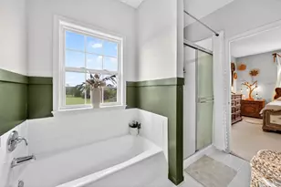 5N915 Baker Hill Ct, Saint Charles, IL 60175 - Photo 58