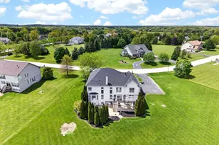 5N915 Baker Hill Ct, Saint Charles, IL 60175 - Photo 76