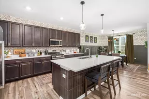 205 Bowers St, Elburn, IL 60119 - Photo 6