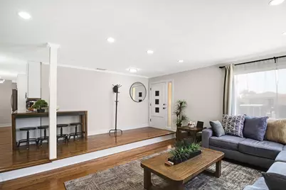 8415 N Clifton Avenue, Niles, IL 60714 - Photo 4