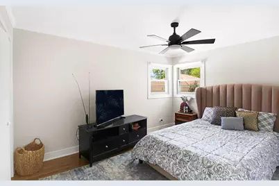 8415 N Clifton Avenue, Niles, IL 60714 - Photo 12