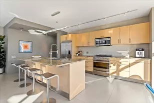 510 W Erie St, Chicago, IL 60654 - Photo 14