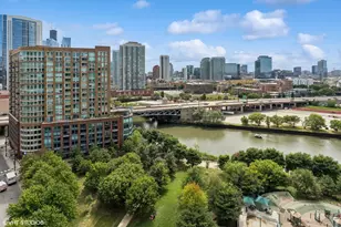 510 W Erie St, Chicago, IL 60654 - Photo 18