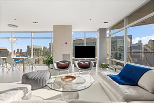 510 W Erie St, Chicago, IL 60654 - Photo 2