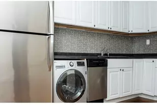 2129 N Dayton St, Chicago, IL 60614 - Photo 2