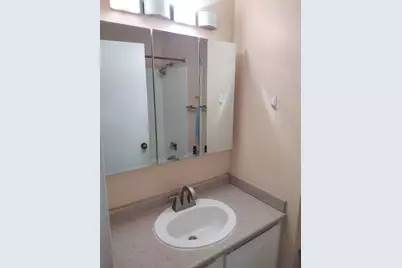 10 E Ontario Street #1508, Chicago, IL 60611 - Photo 16