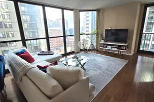 10 E Ontario St, Chicago, IL 60611 - Photo 4
