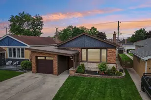5742 S Rutherford Ave, Chicago, IL 60638 - Photo 22