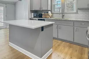 5322 W Cuyler Ave, Chicago, IL 60641 - Photo 6