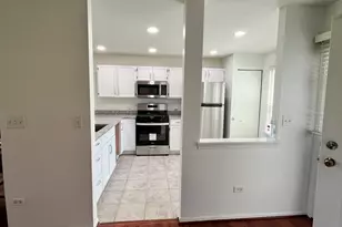 648 Springwood Dr, Joliet, IL 60431 - Photo 6