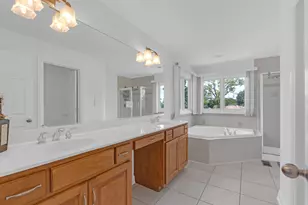 427 W Natoma Ave, Addison, IL 60101 - Photo 16