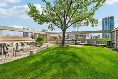 807 Davis Street #314, Evanston, IL 60201 - Photo 20