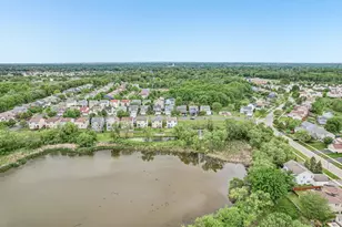 694 W Huron Hills Trail, Round Lake Heights, IL 60073 - Photo 42