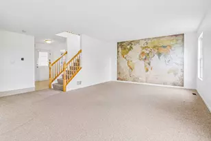 694 W Huron Hills Trail, Round Lake Heights, IL 60073 - Photo 6