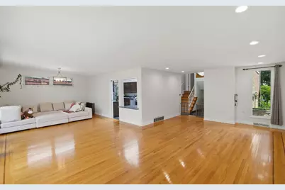 6006 N Lawndale Avenue, Chicago, IL 60659 - Photo 6