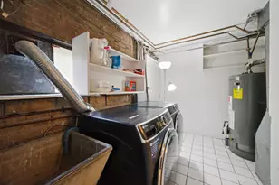 6006 N Lawndale Ave, Chicago, IL 60659 - Photo 22