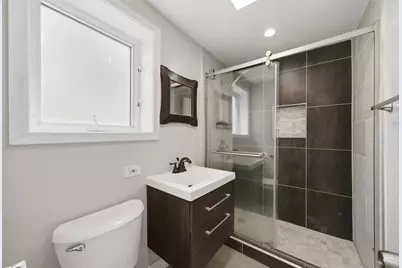 6006 N Lawndale Avenue, Chicago, IL 60659 - Photo 18