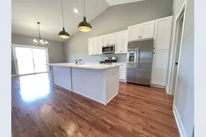 970 Meadow Lane, Marengo, IL 60152 - Photo 6