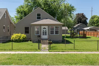 1716 10th Avenue, East Moline, IL 61244 - Photo 1