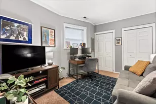 3124 W Cullom Ave, Chicago, IL 60618 - Photo 10