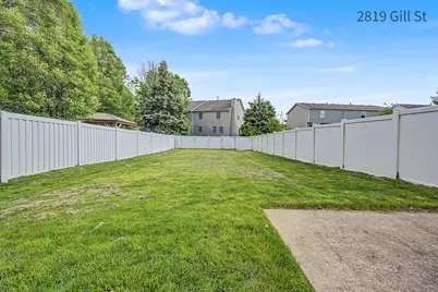 2819 Gill Street, Bloomington, IL 61704 - Photo 4
