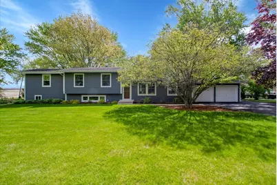 31471 N Ranch Road, Grayslake, IL 60030 - Photo 1