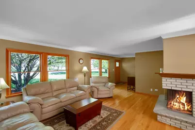 31471 N Ranch Road, Grayslake, IL 60030 - Photo 4