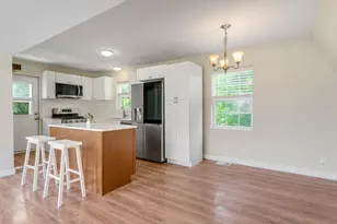 201 W Potomac Ave, Lombard, IL 60148 - Photo 8