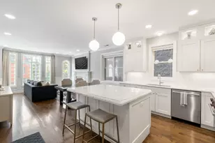 910 W Fullerton Ave, Chicago, IL 60614 - Photo 8